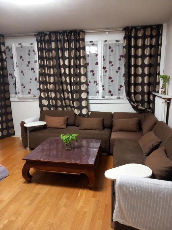 Appartement Periurbain De Paris Et Versailles Les Clayes-Sous-Bois ภายนอก รูปภาพ