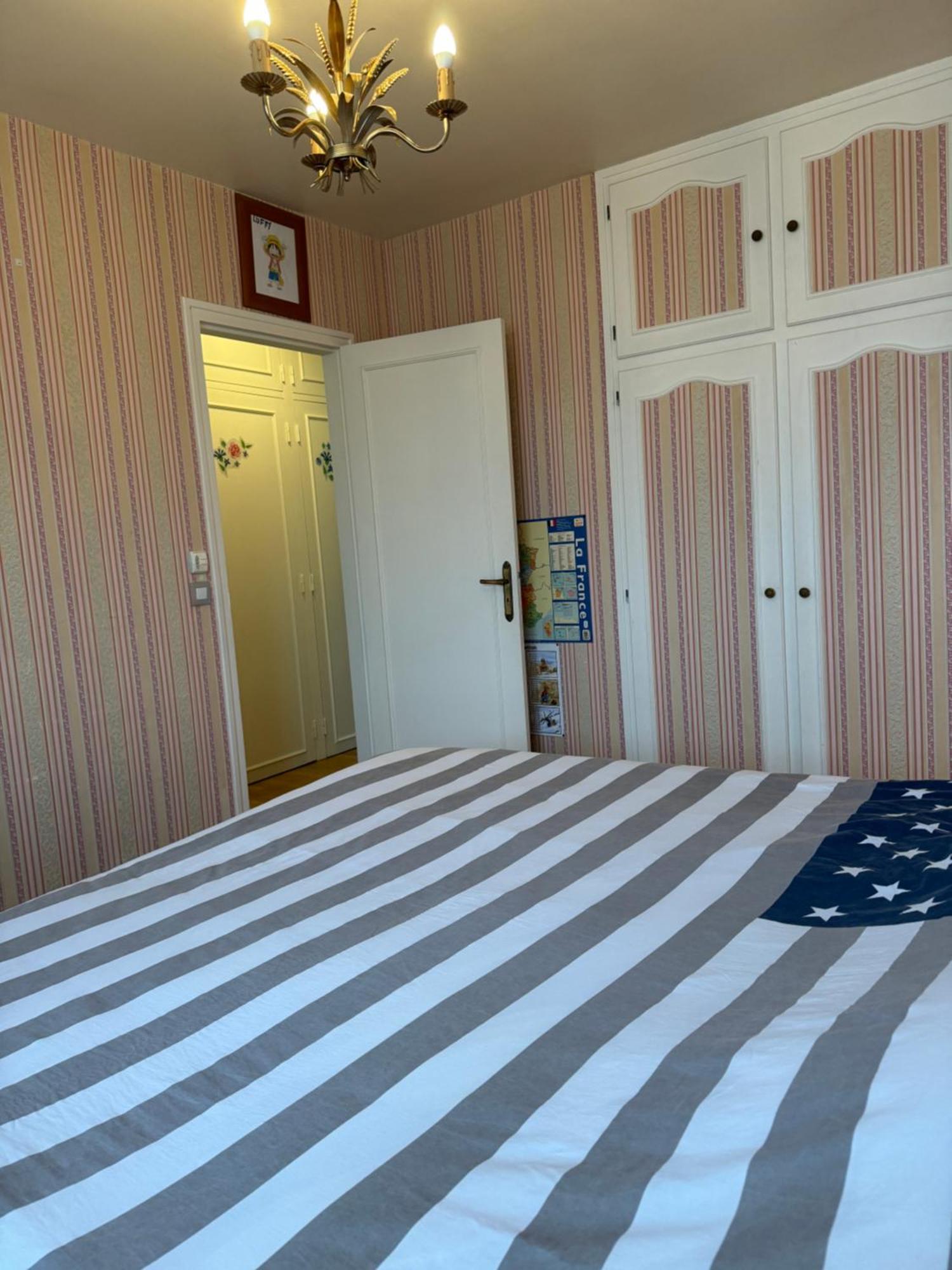 Appartement Periurbain De Paris Et Versailles Les Clayes-Sous-Bois ภายนอก รูปภาพ